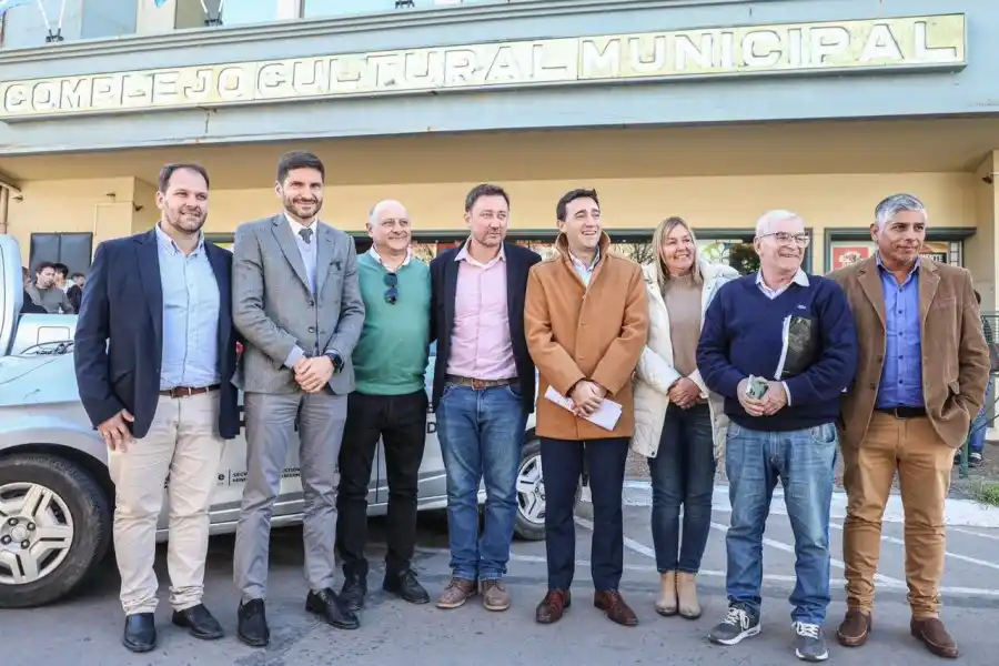 El gobernador en el Departamento San Martín