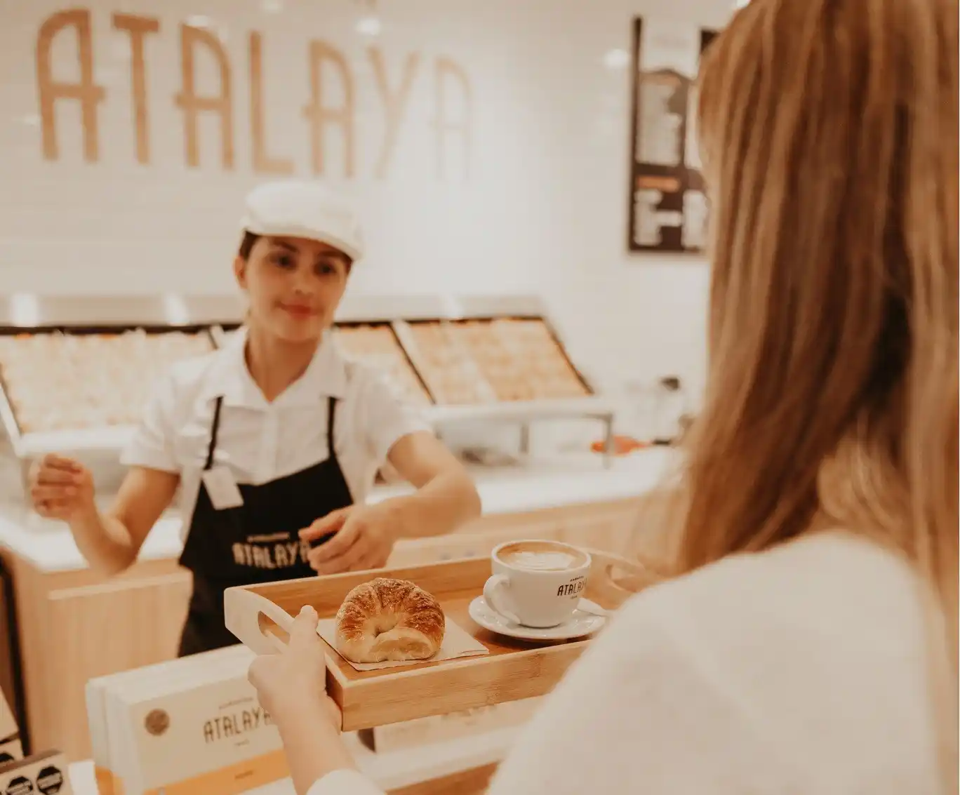 ¡Atención Chascomús! Parador Atalaya busca talentos: Hay oportunidades para atención al público, cocineros, horneadores y operarios de fábrica