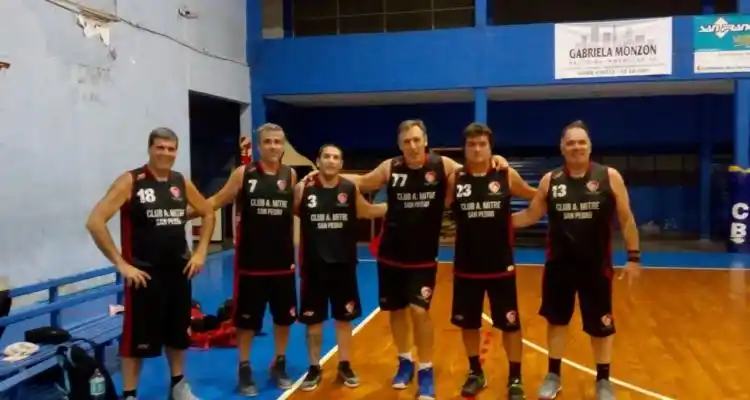 Ajustado triunfo del +45 de Mitre en el Torneo de Verano en Campana