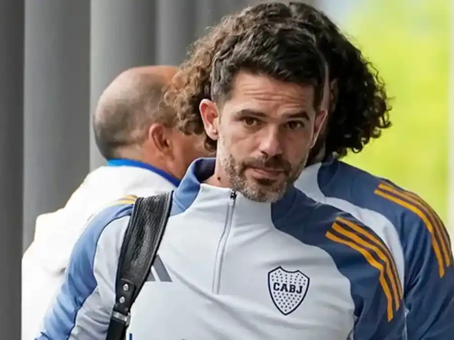 Equipo lleno de estrellas, mal planteamiento táctico.