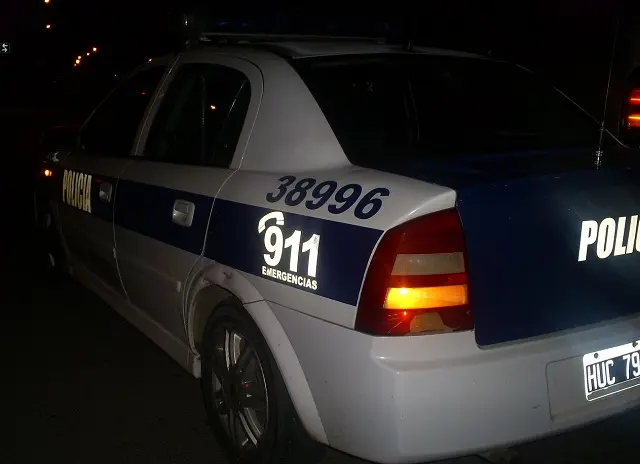 Toma de rehenes en Bernal Oeste: Un delincuente muerto