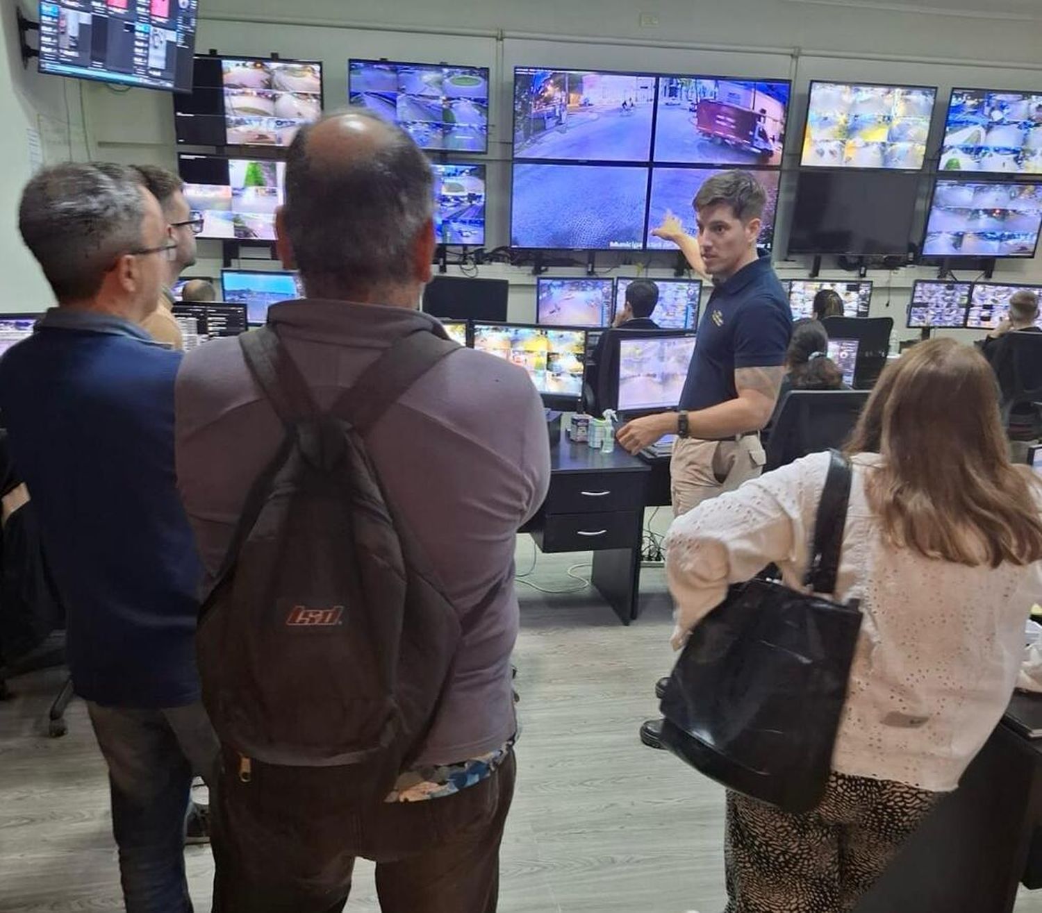 Visitaron las instalaciones del Centro de Monitoreo