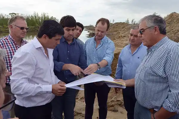 Invertirán 330 millones pesos en la obra de defensa de Villa Paranacito