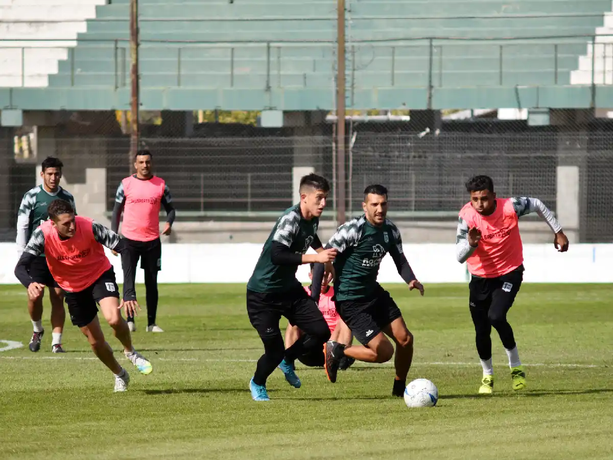 Hace fútbol en el "Boero"