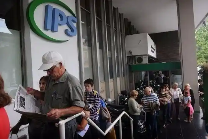 Desde este martes cobran haberes de febrero los jubilados y pensionados del IPS