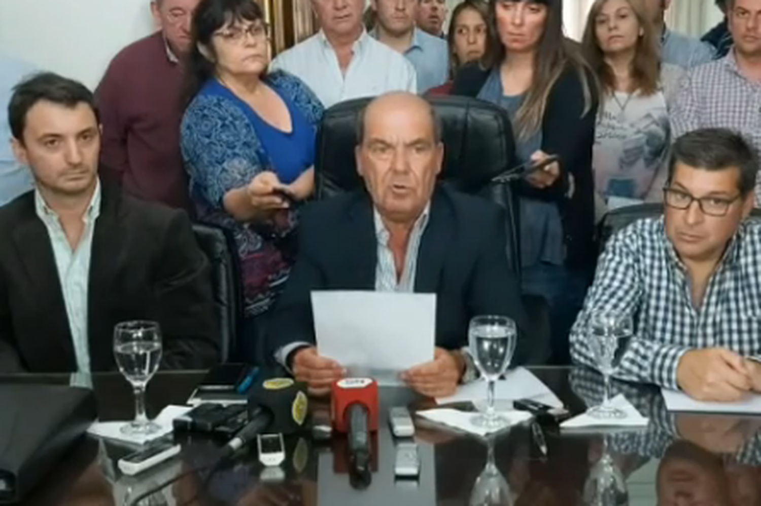 Coronel Suárez: Moccero planteó crítica situación económica de la comuna y anuncia recortes