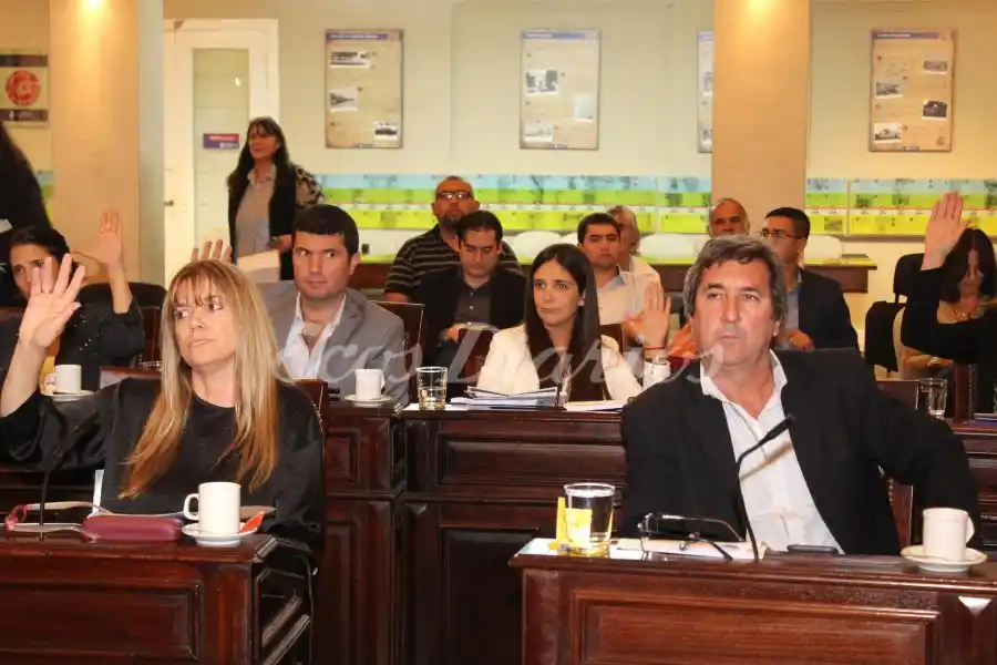 Interpelarán al secretario de Salud por las operaciones en el Irurzun