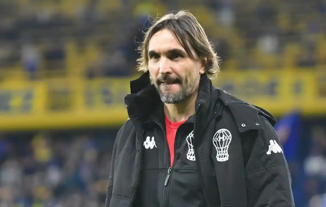 Martínez, DT de Huracán.