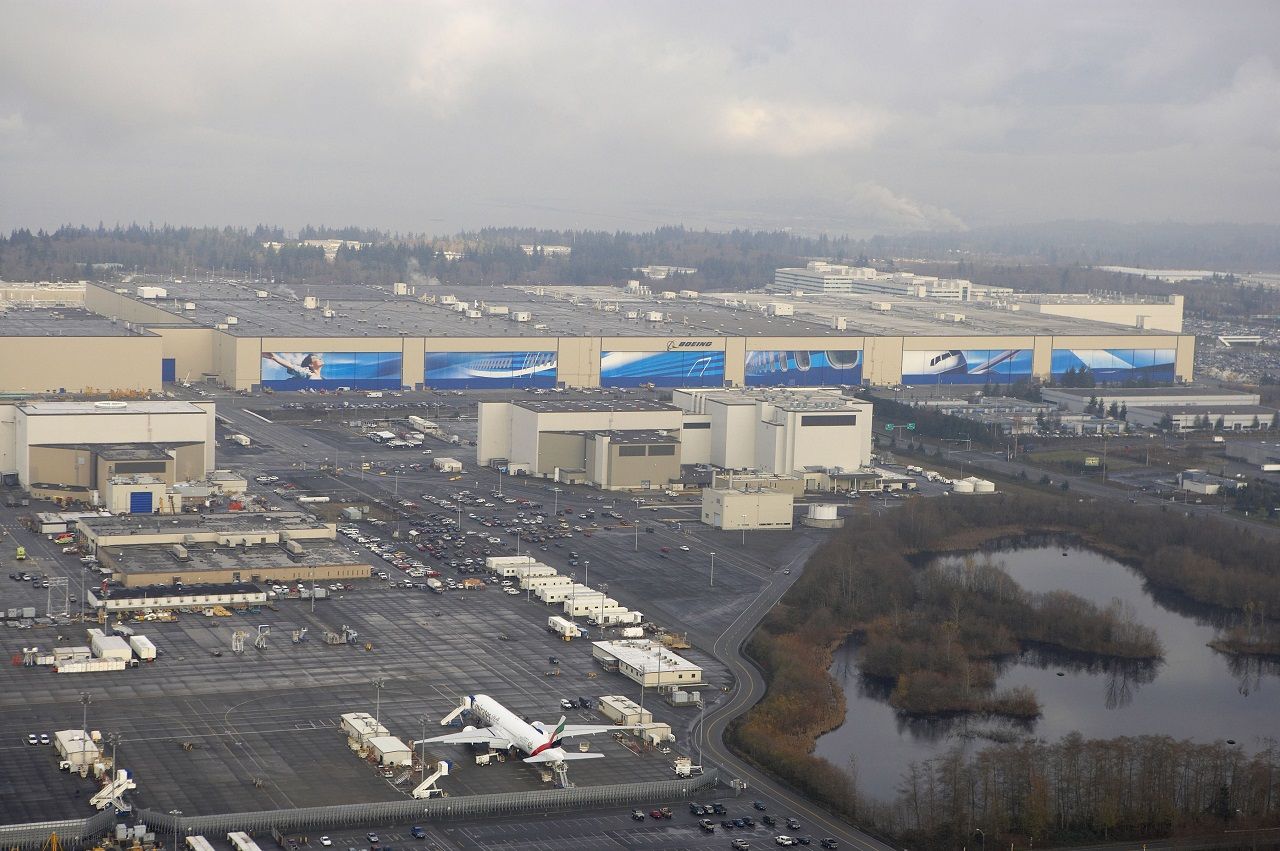 Austeridad forzada: por la huelga, Boeing evalúa despidos temporales y suspensión de pedidos a proveedores