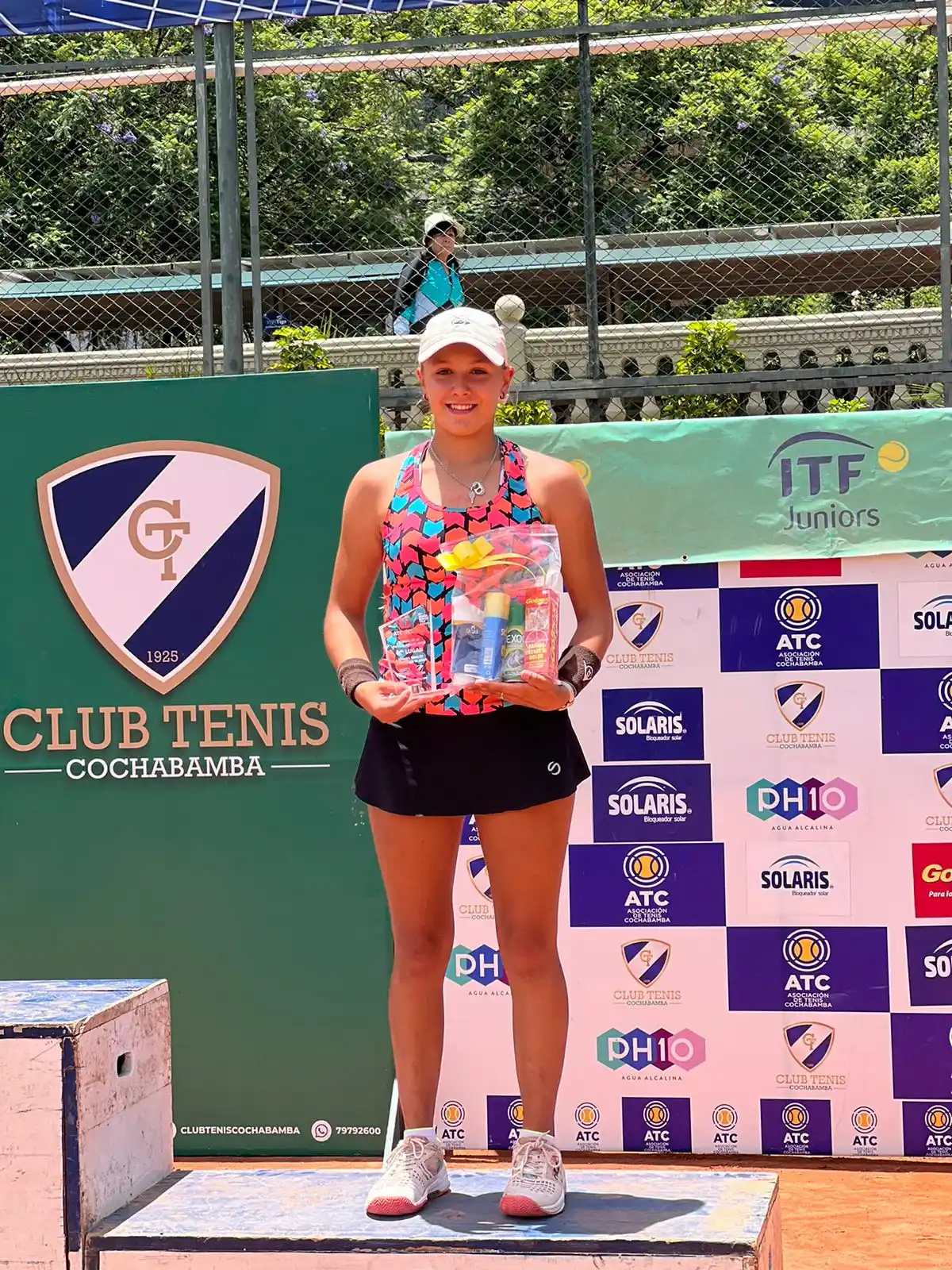Larraya Guidi escala en el ranking juvenil.