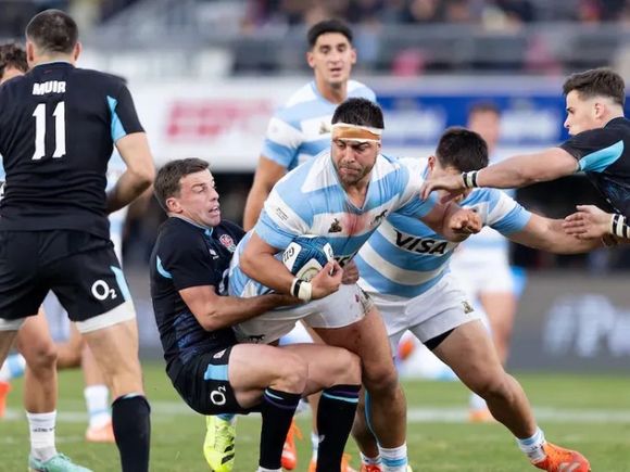 Los Pumas cayeron ante Inglaterra en La Plata, pero Rubiolo apoyó su primer try