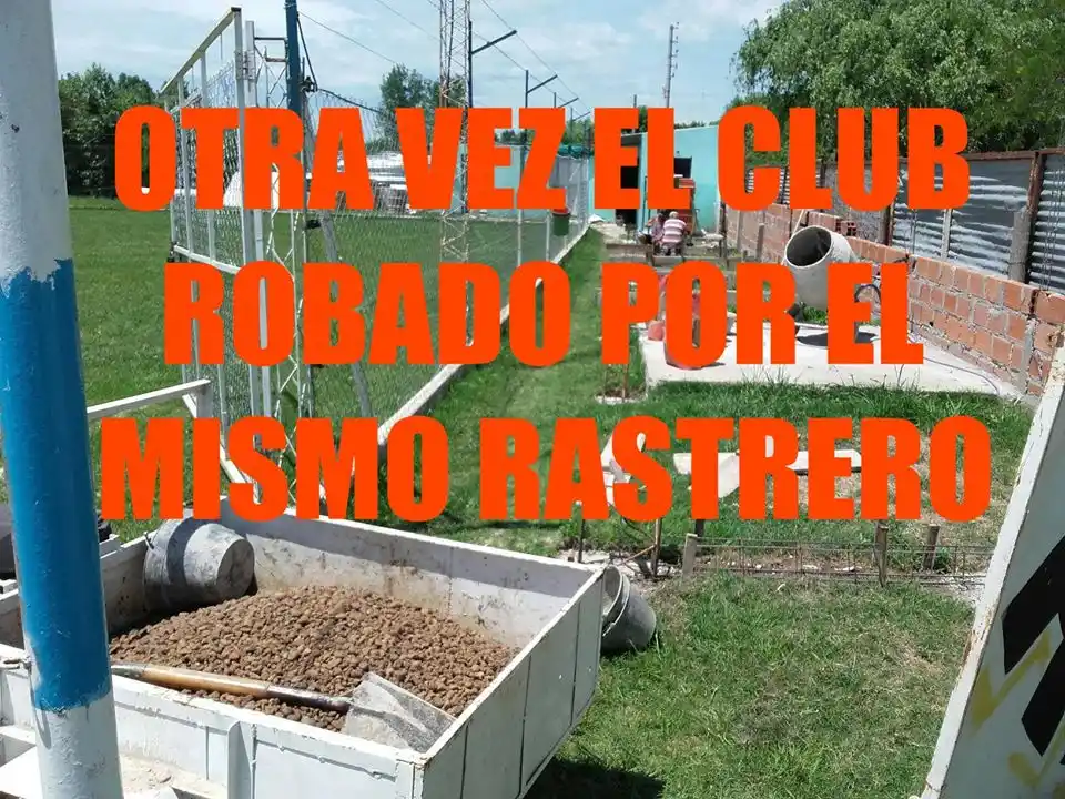 Robaron tres veces en una semana en el Club La Ribera