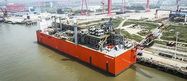 YPF y Exmar realizarán primera exportación de GNL de Vaca Muerta desde el Puerto de Bahía Blanca