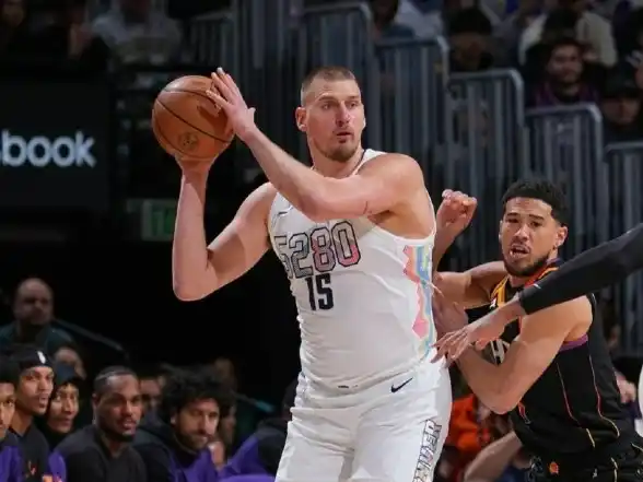 Nikola Jokić hizo historia en la NBA