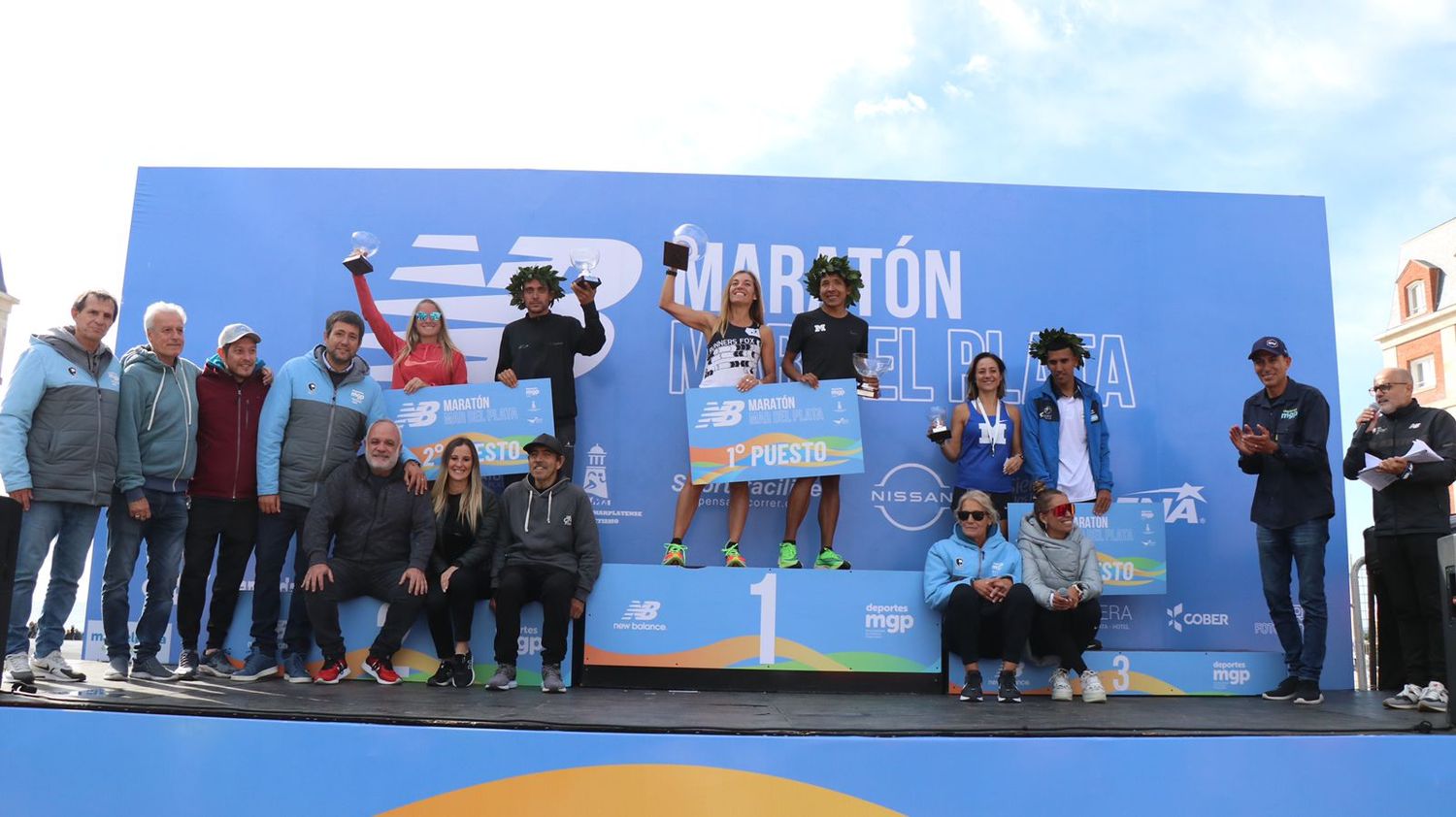 Maza y Cerrone ganaron el Maratón de Mar del Plata