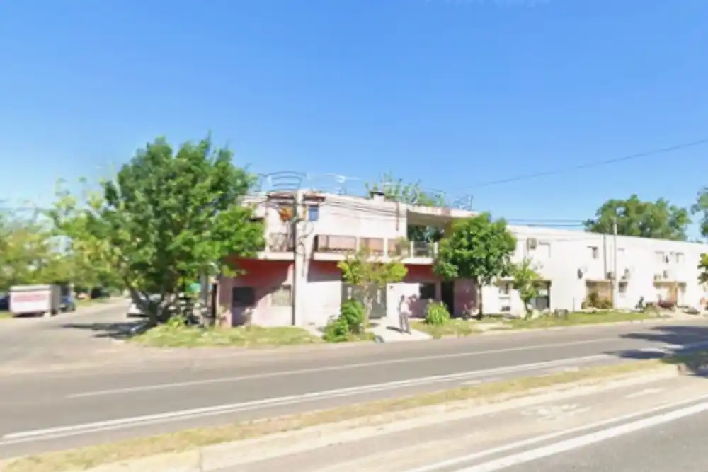 Hospitalizaron a una embarazada y dos menores tras un incendio en una casa de zona sur