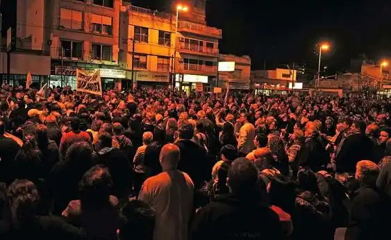 Inseguridad: Vecinos de Lanús marchan por incesantes hechos de violencia