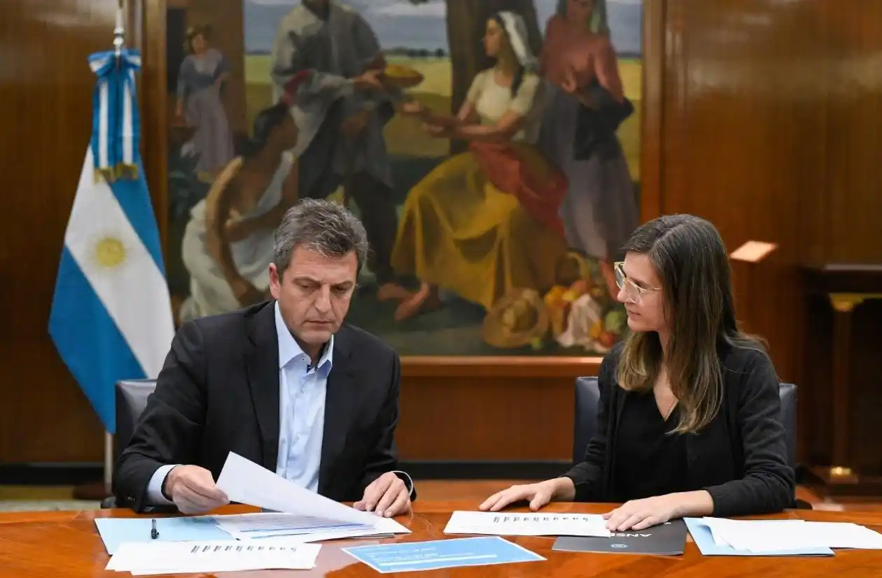 Las jubilaciones aumentan 15,53% y suman un bono para los haberes más bajos: la mínima llega a $50.353