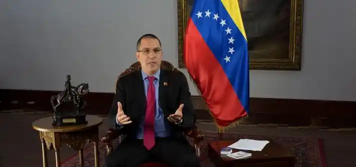ARREAZA trata a EE.UU. de “irracional” y a Colombia de “vecino incomodo”