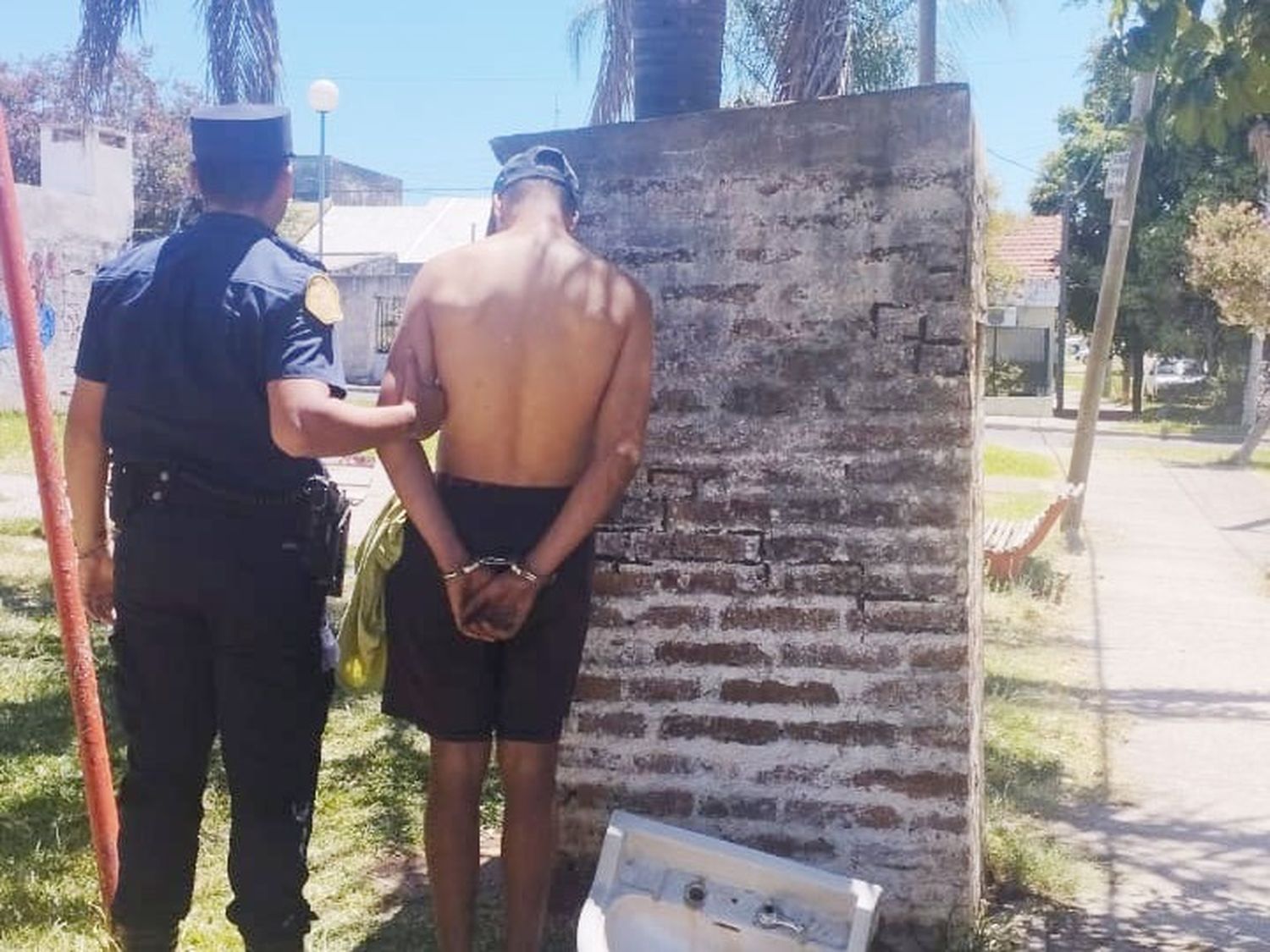 Joven aprehendido por intento de robo en una vivienda abandonada