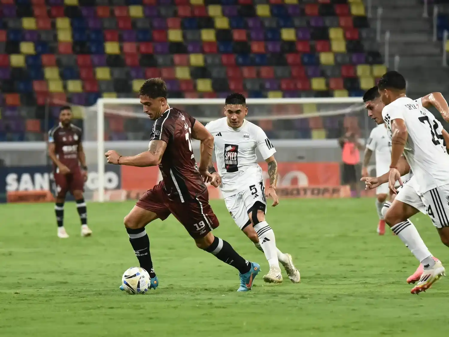 Central Córdoba venció con lo justo a Riestra