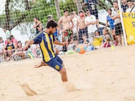 Rosario, sede de la Copa Internacional de Fútbol Playa este fin de semana