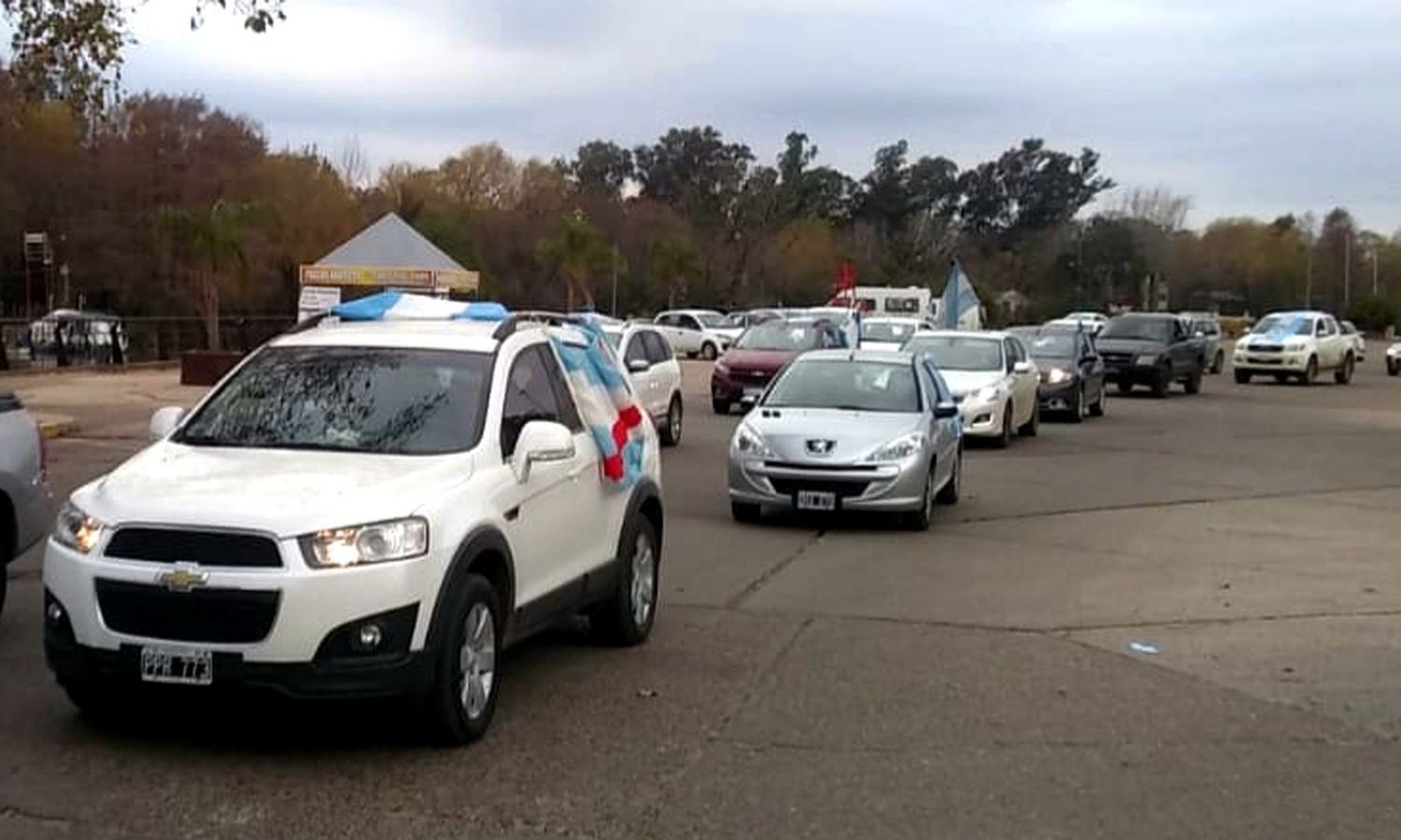 El banderazo nacional se escuchó fuerte en Gualeguaychú