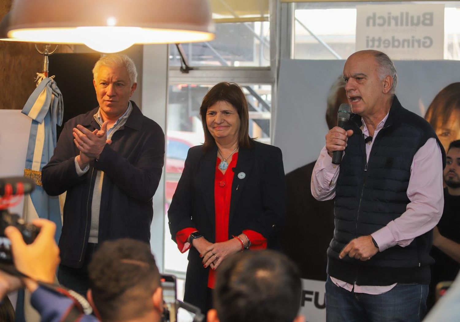 “El lobo es la inflación del 115% que se come el salario de todos los argentinos”