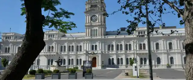 Finaliza el cronograma de pagos de salarios en la provincia