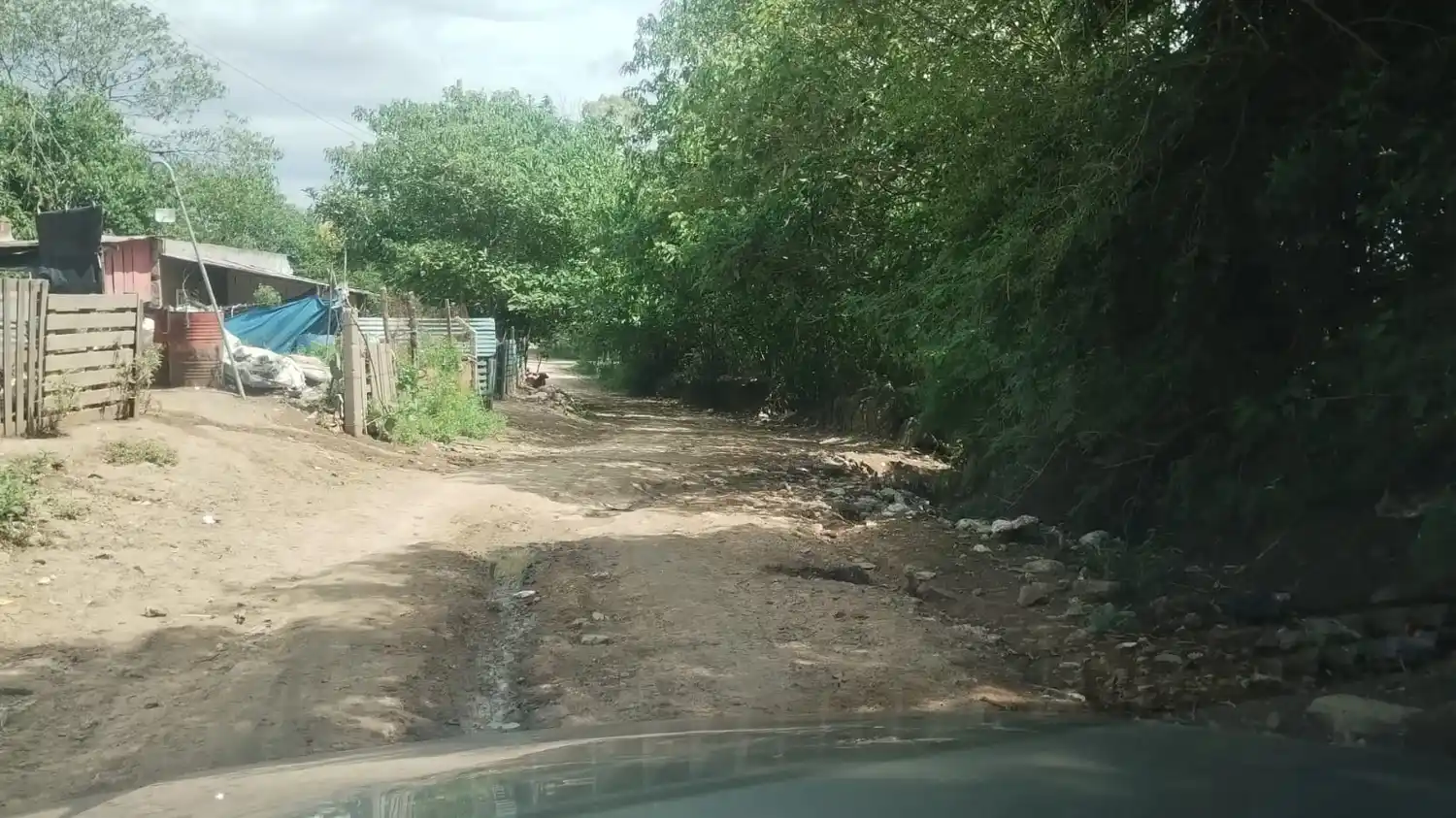 Camino a La Tosquera: "No se olviden que acá también vive gente"
