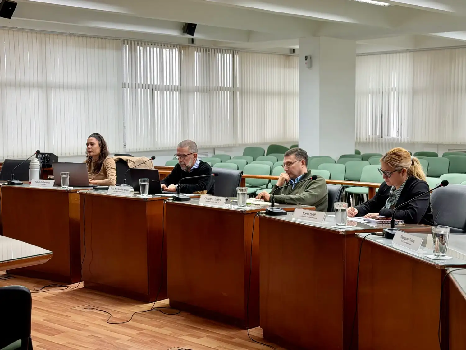 Fitosanitarios en Rafaela: continuaron las exposiciones para definir los límites de aplicación - 1