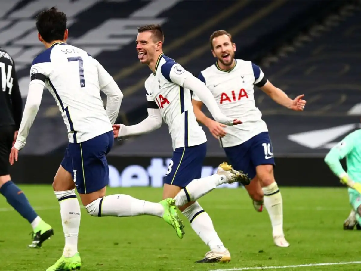Lo Celso marcó un gol para el Tottenham