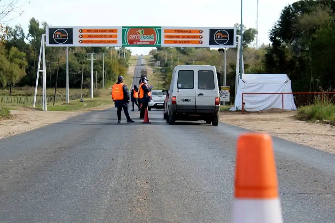 Por los casos en Colón, el intendente de San José restringió la circulación