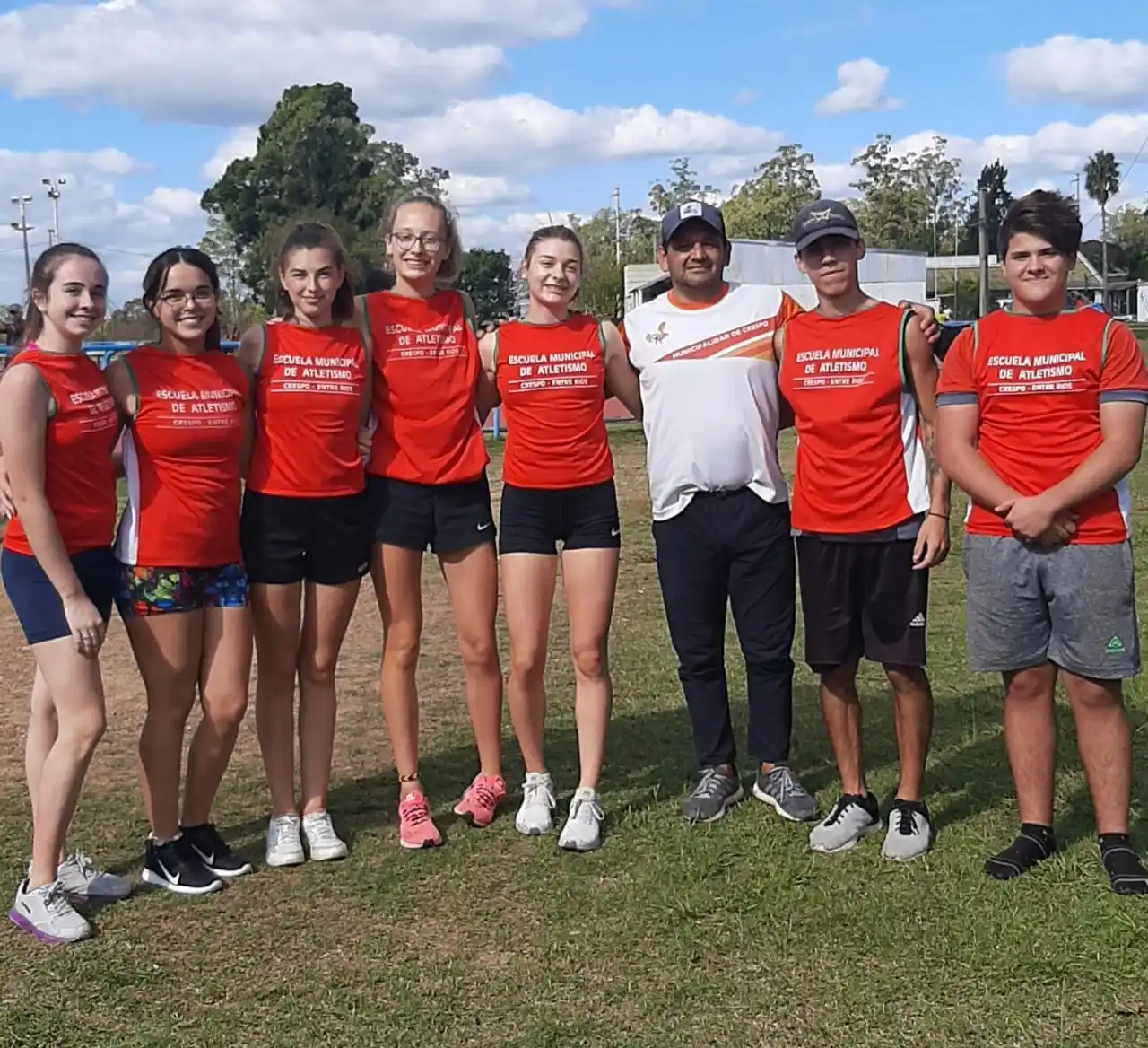 Buen desempeño de atletas crespenses en el regreso a la competencia
