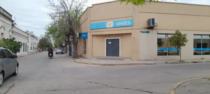 ANSES confirma bono y aumento para jubilados: el haber mínimo en abril será de $355.820,63