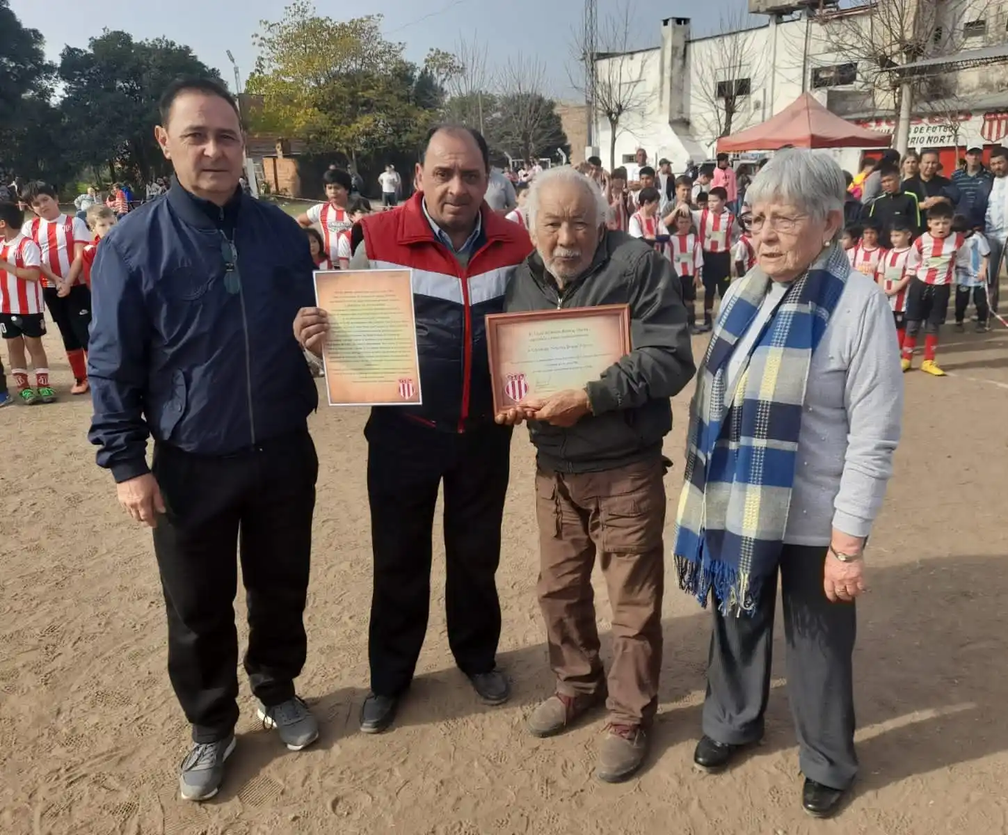 Encuentro de Fútbol Infantil "Norteñitos", Homenaje a Cándido "Hacha brava" Farías y a Delia Fortuna de Castañeda.