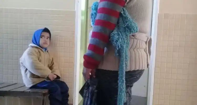 Cambios de temperatura y enfermedades de estación en niños: Cuándo acudir a la guardia