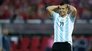 Kun: «Antes había opciones, ahora es imposible jugar con Messi»