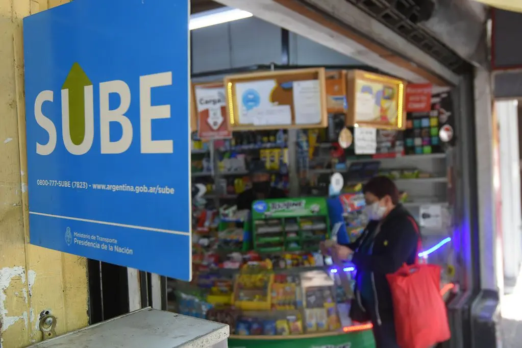 Por el faltante de tarjetas SUBE en la Provincia, trabajan en un proyecto para poder pagar el boleto con el celular