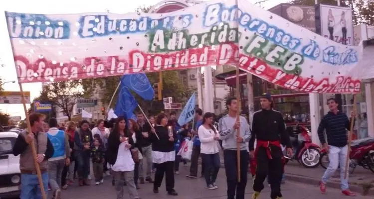 Docentes: gran adhesión a la movilización