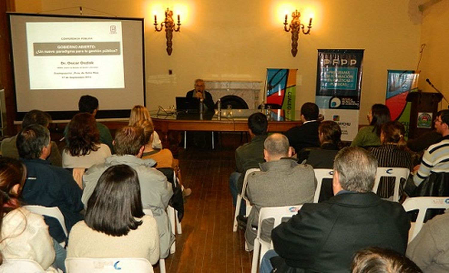 Oszlak brindó un taller de “Gobierno Abierto”