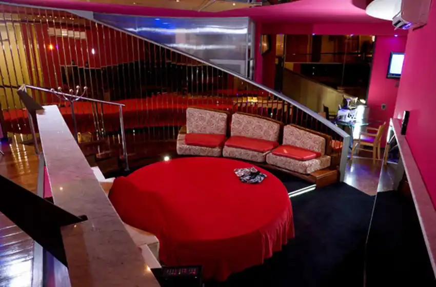 Gigliani: “Hoy hay muchos que ingresan a los moteles en los baúles de los autos”