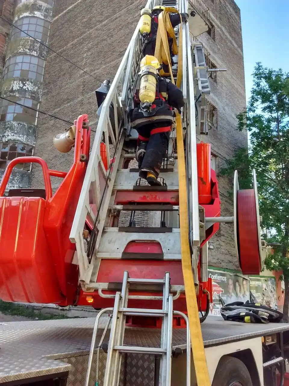 Los Bomberos realizaron una capacitación para rescate en altura