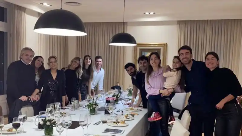 Santiago Cafiero sobre la foto en Olivos: “Fue un descuido que no debió ocurrir”