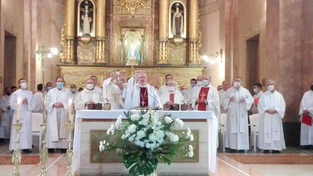 En la Misa Crismal el obispo llamó a ser una Iglesia sinodal y misionera