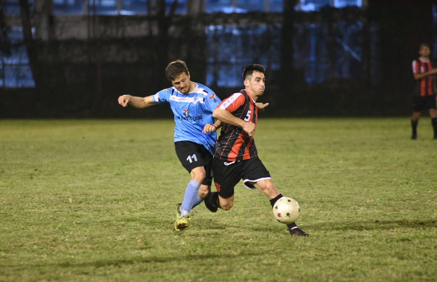 Central Entrerriano tuvo un inmejorable debut goleando a Defensores del Oeste