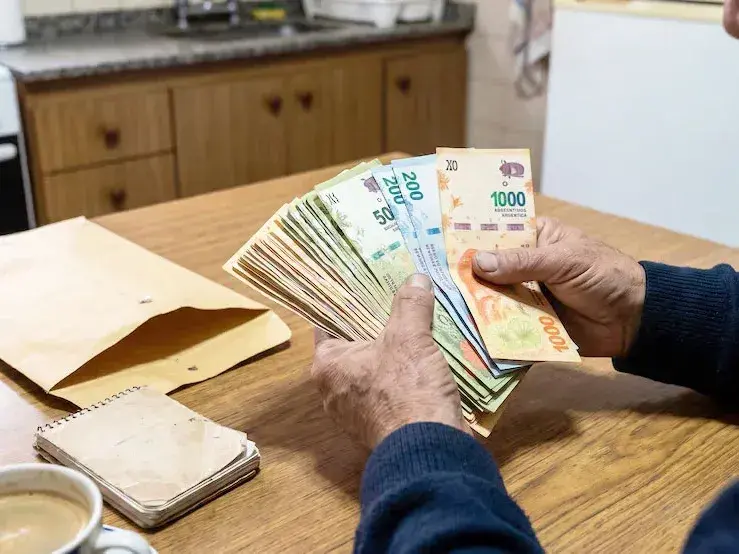 Las deudas de casi 900.000 personas pasaron de bancos y billeteras a manos de empresas de cobranza