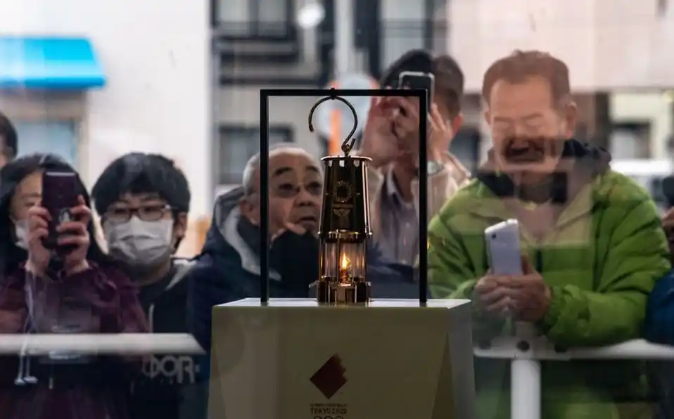 50 mil personas, ante el paso de la antorcha