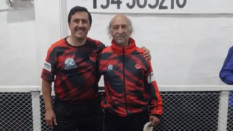Daniel Bronzovich y José Echegoyen se quedaron con el primer torneo de Imparciales.