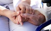 Acompañantes terapéuticos: un sostén que la ley ignora